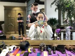 -TWOFACE 双面理发馆