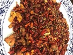 -黄桷树曹家私房菜(江与城店)