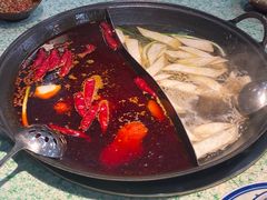 -鸿姐老火锅(疁城新天地店)