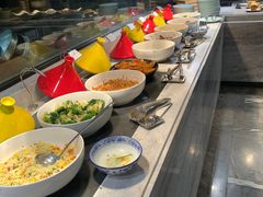 -飨食汇全日制餐厅·昆山皇冠假日酒店(九方店)