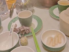 -润园四季椰子鸡火锅(卓越INTOWN店)