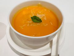 -玥轩YUE HIN(IFS国际金融中心店)