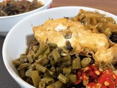 麻辣鸭子和麻辣牛肉双拼-李易面馆(树木岭店)