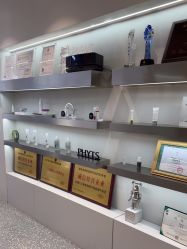 -三只熊皮肤管理中心旗舰店