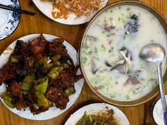 -美顺香食府鱼头老店(雪野湖店)