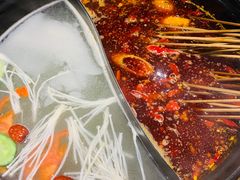 鸳鸯锅-百味源炭火烤翅 ·夜市大排档(酒仙桥店)