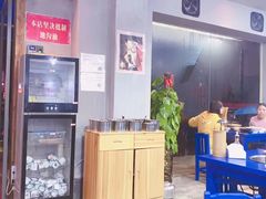 大堂-马路边边·成都串串(翠柏路店)