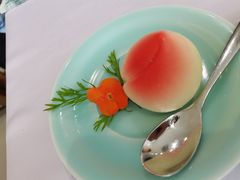 蟠桃杏仁豆腐-味+新京宴·烤鸭·北京菜(创意谷店)