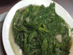 清炒芝麻菜-四方小吃·白族庭院餐厅