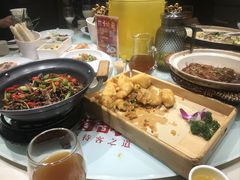 -江南韵·无锡太湖文化体验餐厅(凤凰天街店)