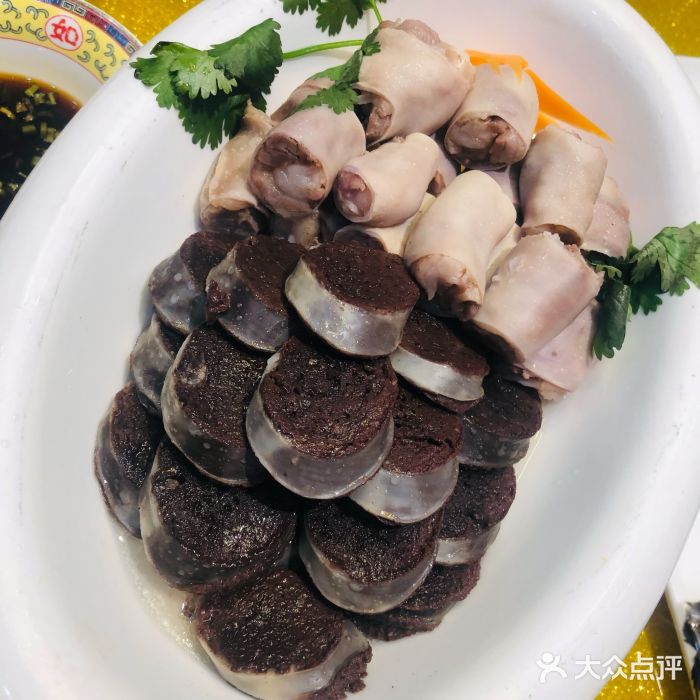 德乐海蒙餐精品血肉肠拼盘图片