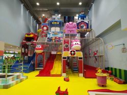 -乐多星球潮玩中心(沈阳嘉里城店)