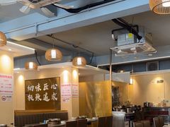-胡须佬鸡煲四季火锅店(石厦西村直营店)