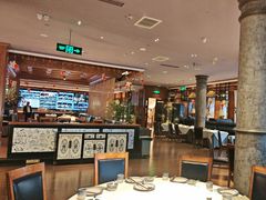 -八府香鸭·啫啫煲(华山路店)