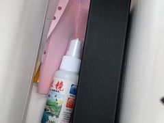 -回瑞眼镜·蔡司·依视路官方授权店(广益路万达店)