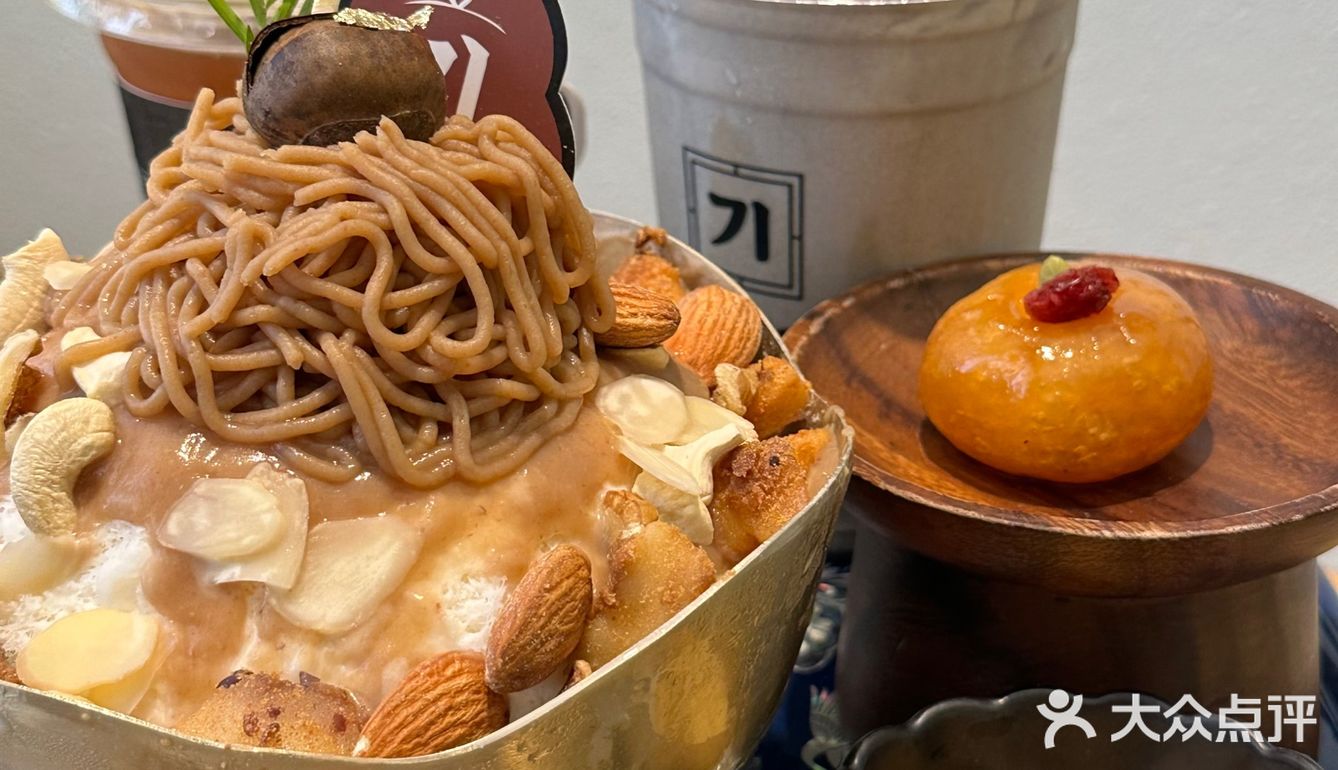 延吉咖啡店｜网红墙旁边最佳观景位咖啡店 