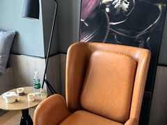 -上海虹桥中心爱琴海亚朵S酒店