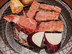 -山川小町·极番烧肉(新地假日广场店)
