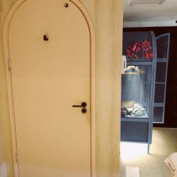 -琦品高端嫩肤经络私佳美场