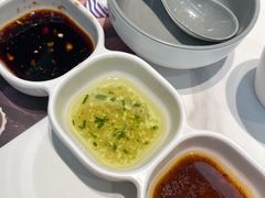 -洪氏嗨捞·广东猪肚鸡·椰子鸡火锅(西咸万象城店)
