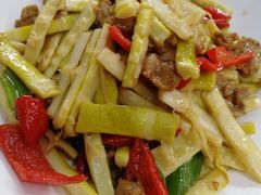 野山笋炒肉-下梅人家土菜馆(历史文化餐厅度假区店)