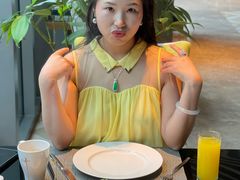 -筠咖啡西餐厅(上海国展宝龙丽筠酒店)