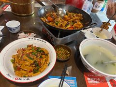 -富正毅三下锅(体育馆店)