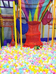 -蹦贝运动中心·蹦床·攀岩·闯关(龙岗店)