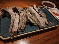 手抓羊肉-青海名吃尕张娃非遗烤肉(海湖总店)
