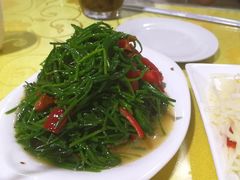 -穆豪麦蒸碗羊羔肉