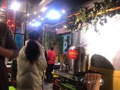 -钢管厂五区小郡肝串串香(奥克斯广场锦城万达店)