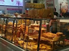 面包甜点陈列柜-味多美(江桥万达店)