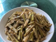 -天乐农家鱼头王(天目湖店)