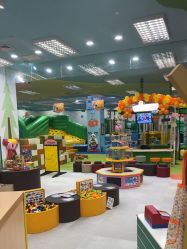 -莫莉幻想儿童乐园(武汉经开永旺店)