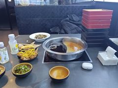 -牛武士寿喜烧·和牛火锅自助(全球首店)