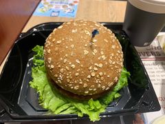 -The Habit Burger Grill 哈比特汉堡(爱琴海店)