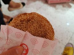 枣泥麻饼-采芝斋评弹茶馆(观前街店)