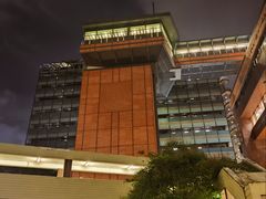 -香港大学