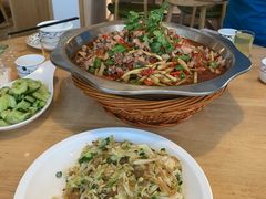 -兔行天下-鸿鹤鲜锅兔(中海国际店)