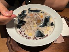 娟珊大满贯-RUXU入续糖水铺与包(卓悦中心店)