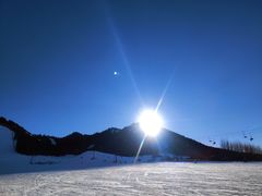 -丝绸之路山地度假区滑雪场