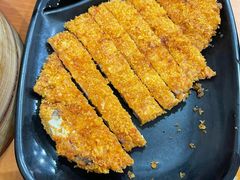 -莱莱小笼·乔艾