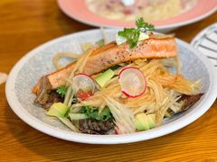 香煎三文鱼青木瓜沙拉超级碗-AFS Cafe & Canteen(闽江二路店)