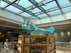 -猫的天空之城概念书店(北戴河蔚蓝海岸店)