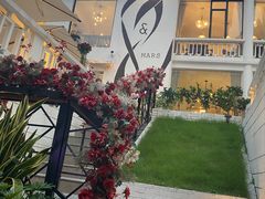-Mark&Mars Restaurant