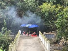 -南昆山川龙瀑布
