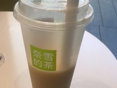 -奈雪的茶(优特汇店)