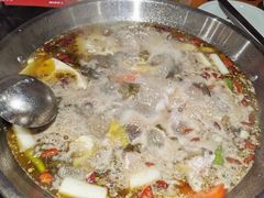 -小饕荟雅安贡椒鱼鲜馆(广福桥店)