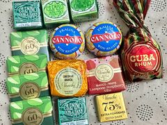 -VENCHI 闻绮(北京国贸商城店)