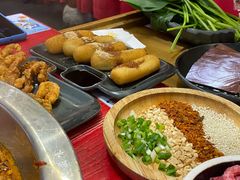 -谭鸭血老火锅(七宝万科广场店)